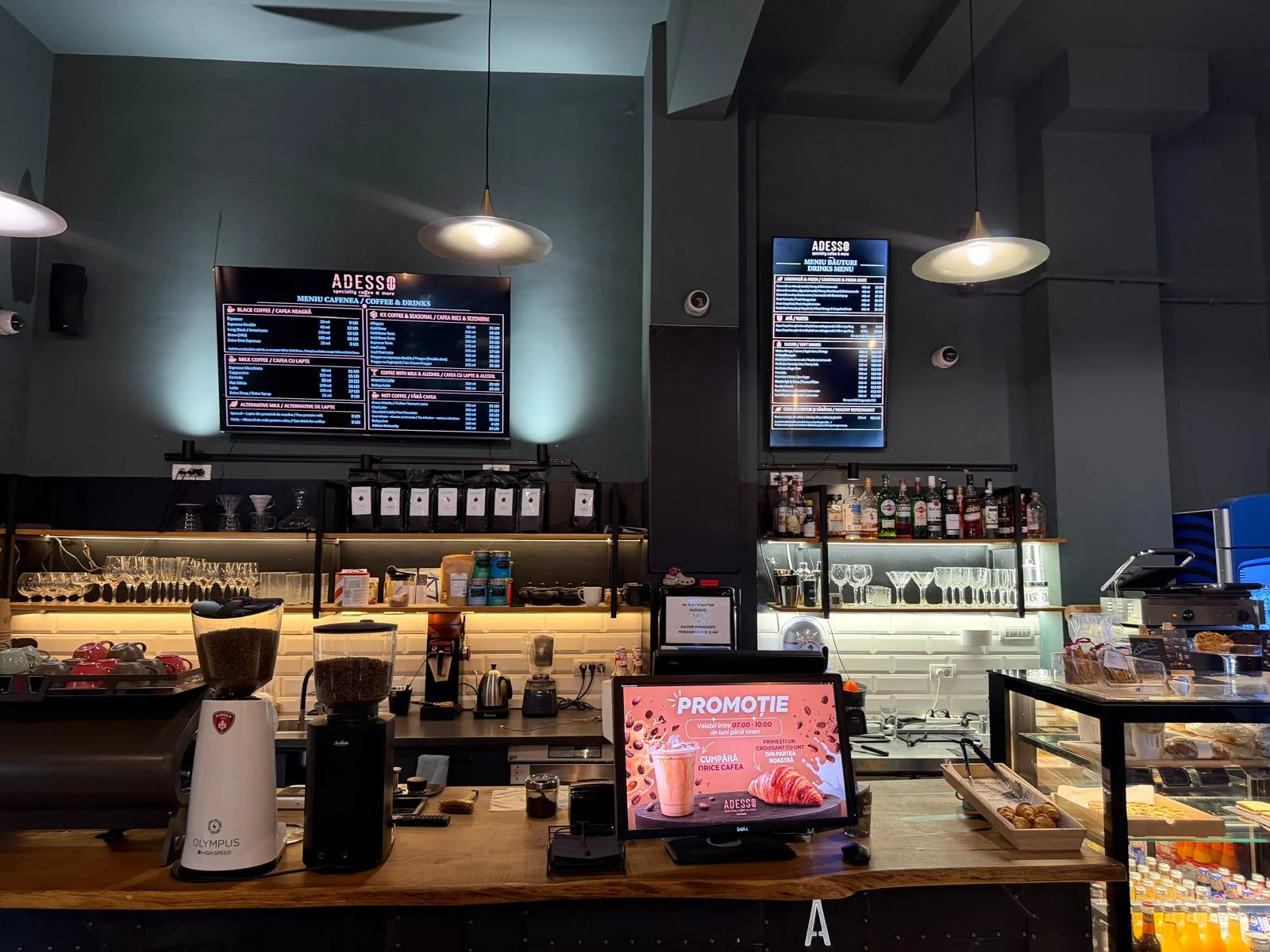 Barul cafenelei Adesso